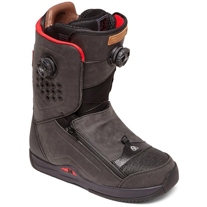 snowboard boots with boa system