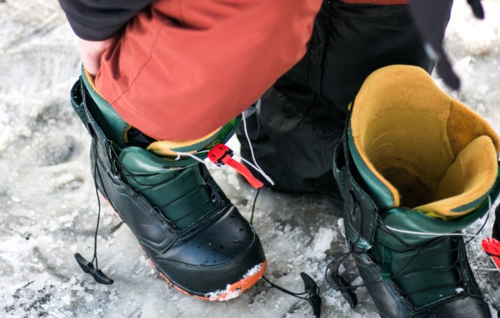 snowboard boots for skinny feet