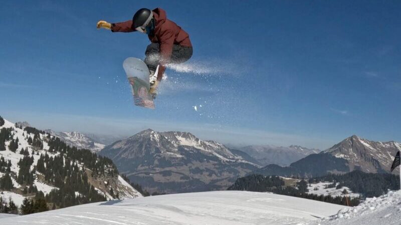 Graeme Gibson snowboard selector founder