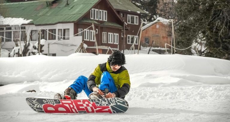 Which snowboard profile is better for beginners