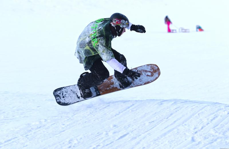 Charging down the hill - aggressive riding style
