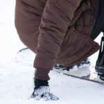 Snowboards that prevent edge catches